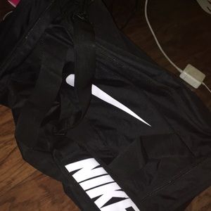 3 pocket Nike bag !